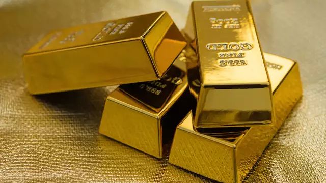 Fortitude Gold: Flashing Turnaround Signals
