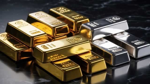 Gold and Silver Hit Record Highs as Greenland Dispute Spurs Safe-Haven Buying