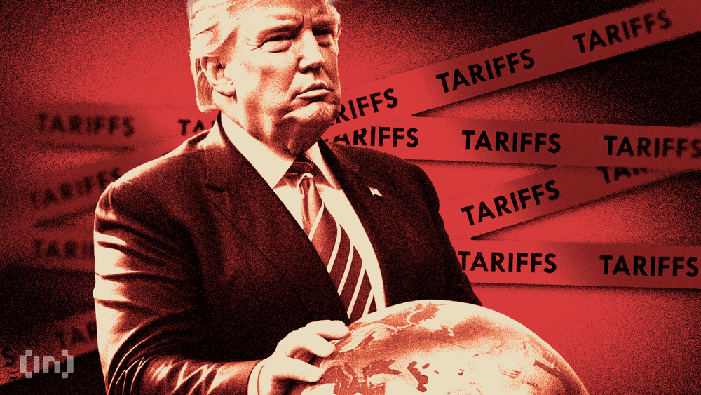 Gold Hits Record High as Bitcoin Falls on Escalating US–EU Tariff Tensions