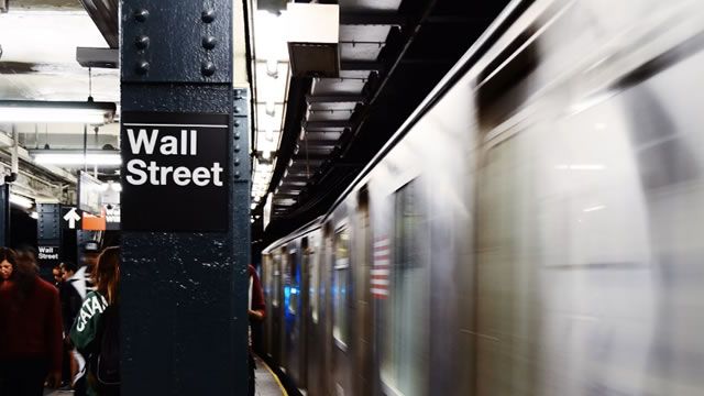 S&P 500 Outlook 2026: Gold, Silver and Defense Raw Materials Growth Opportunities