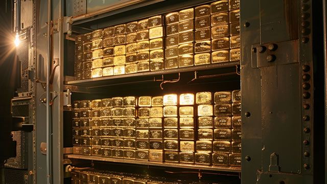 Spot gold trades near session low after ISM Services PMI rises to 54.4 in December